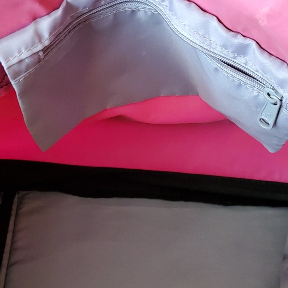 Adidas Pink Duffle Bag - Picture 3 of 6